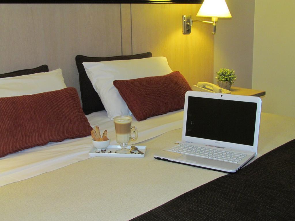 Argentino Hotel Mendoza Bagian luar foto
