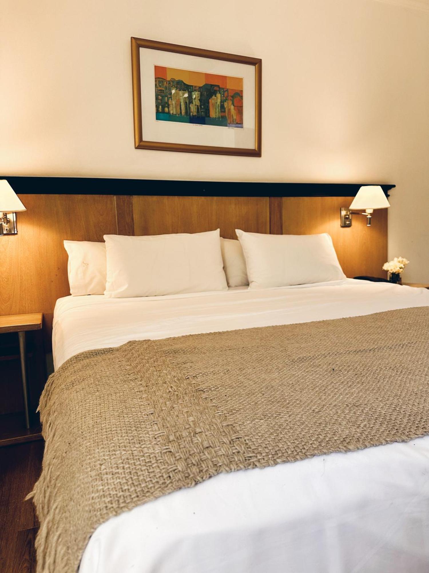 Argentino Hotel Mendoza Bagian luar foto