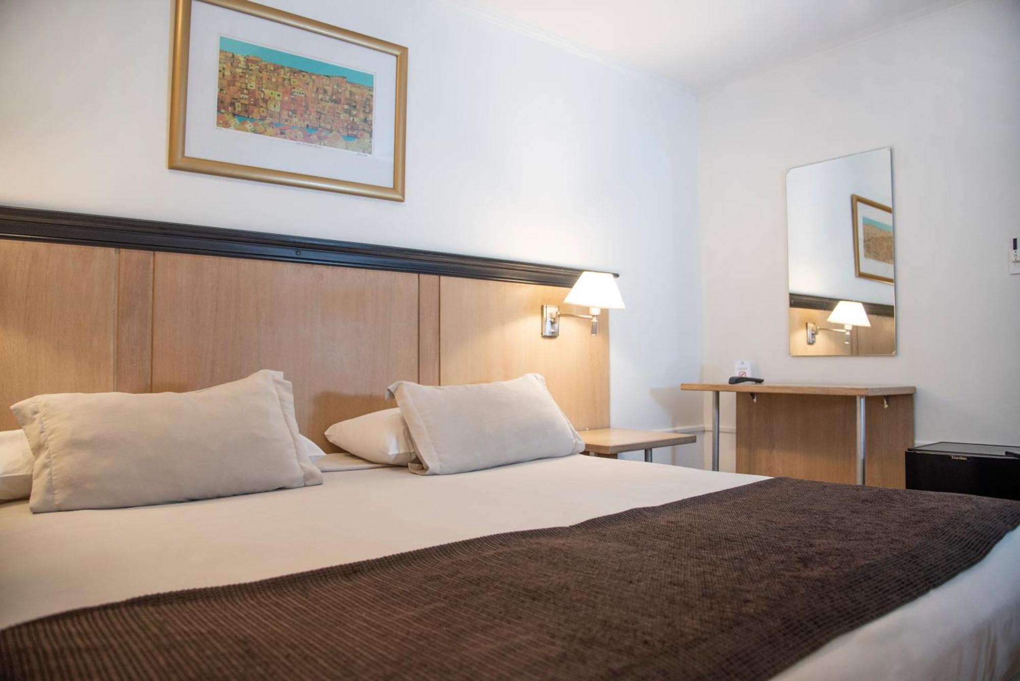 Argentino Hotel Mendoza Bagian luar foto